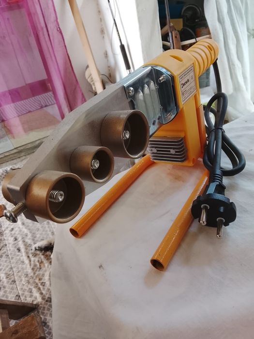Máquina de canalização