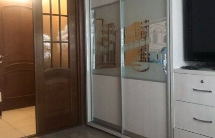 Здам 2х кімнатну квартиру на Космосі.