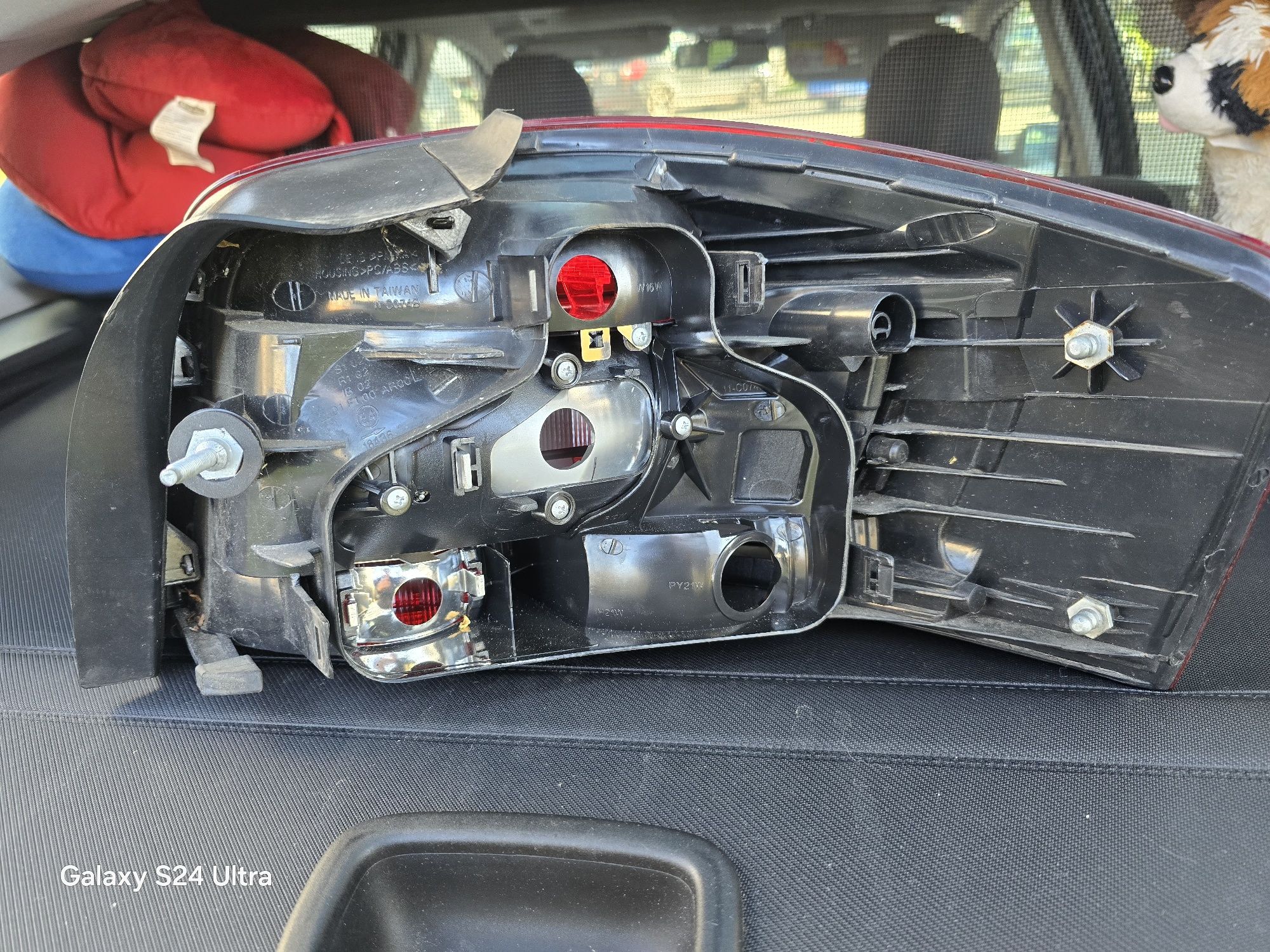 Audi a3 8p lampa tylna lewa