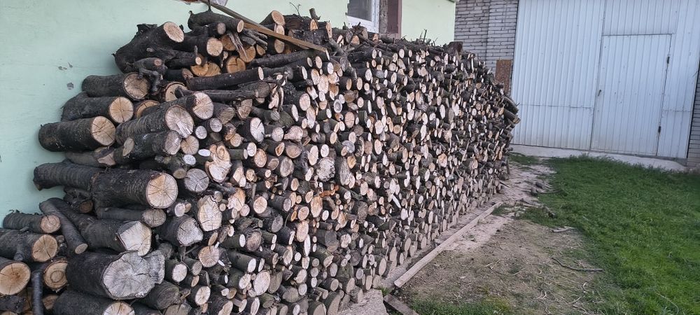 Drewno opałowe do wędzenia wiśnia suche