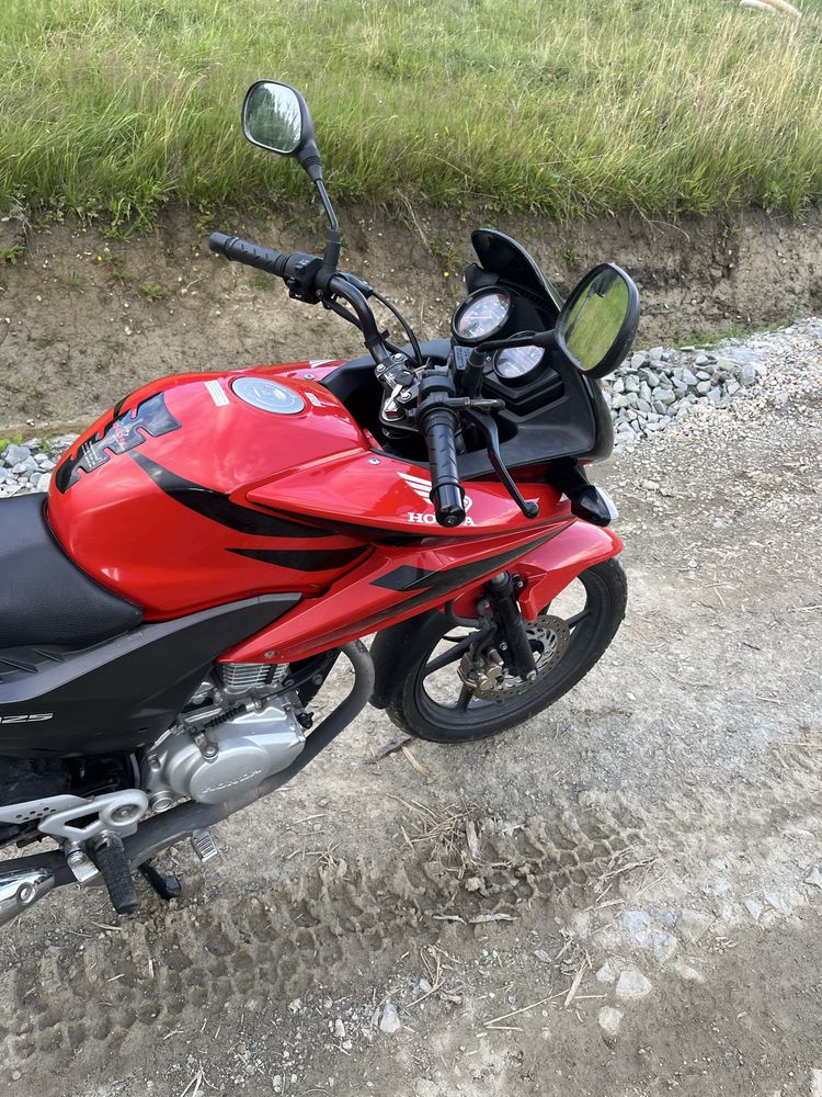 Honda CBF 125.