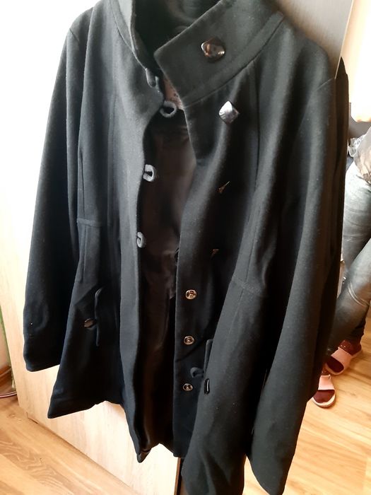 Zimowy płaszcz ciążowy