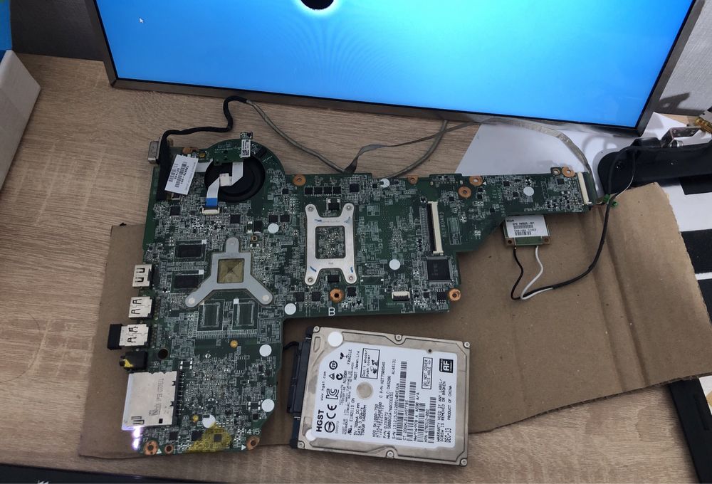 Hp pavilion 15-e, 17-e, плата,  процесор А-8, запчастини.