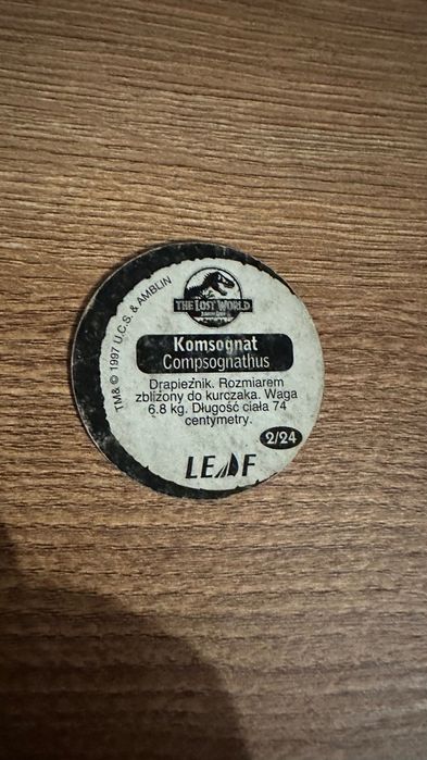 Jurassic Park The Lost World Tazo Leaf Tazo numer 2/24 Komsognat