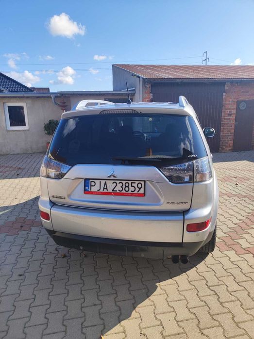 Mitsubishi Outlander 2,0  103 kW- sprzedam