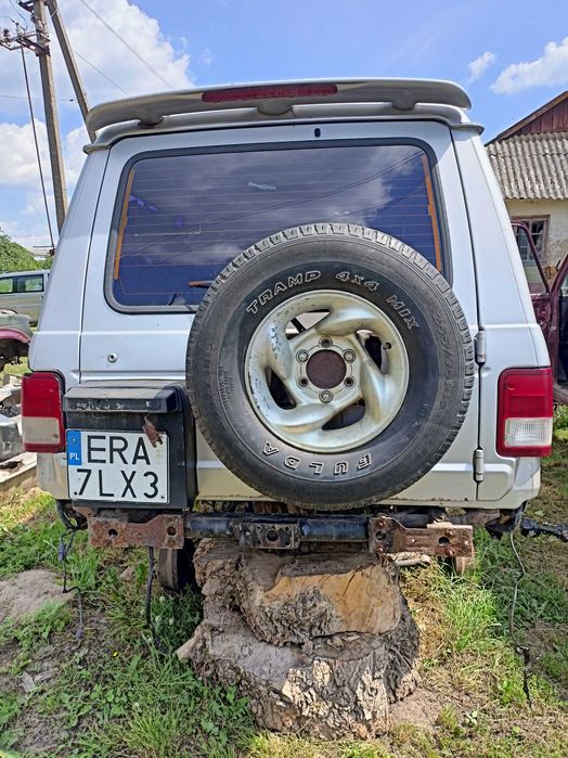 Задні двері Хундай Галопер скло