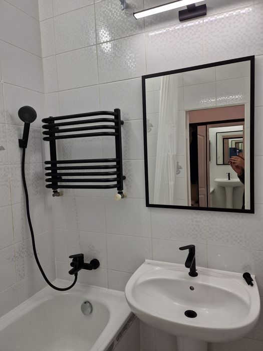 Здається квартира в оренду. Подобово.