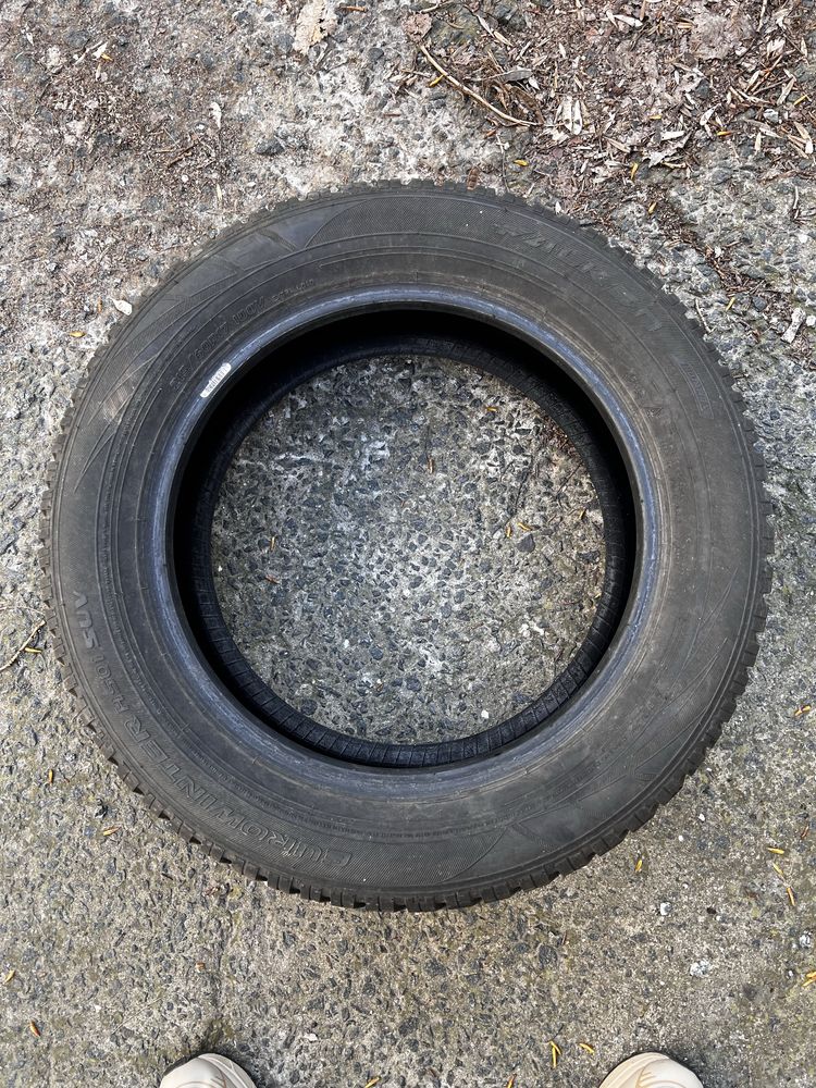 215/60R17 FALKEN Шини