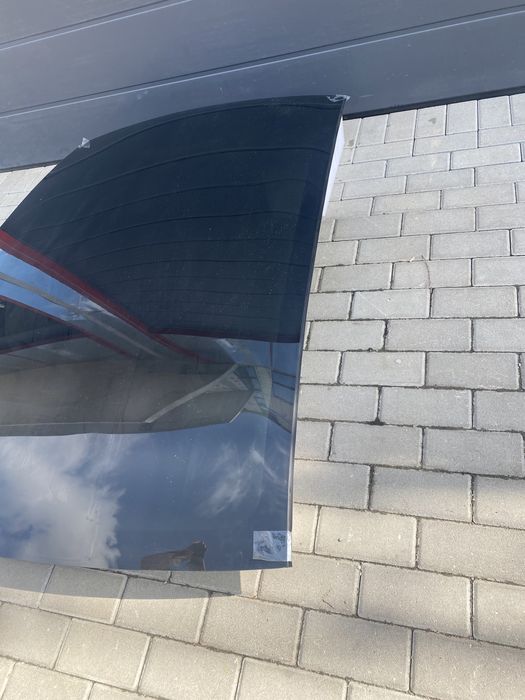 Стекло панорама задние  оригинал Tesla Model Y