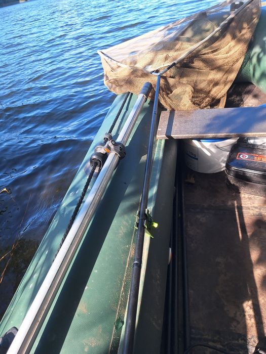 Uchwyt do podbieraka na ponton Em Bi Catcher