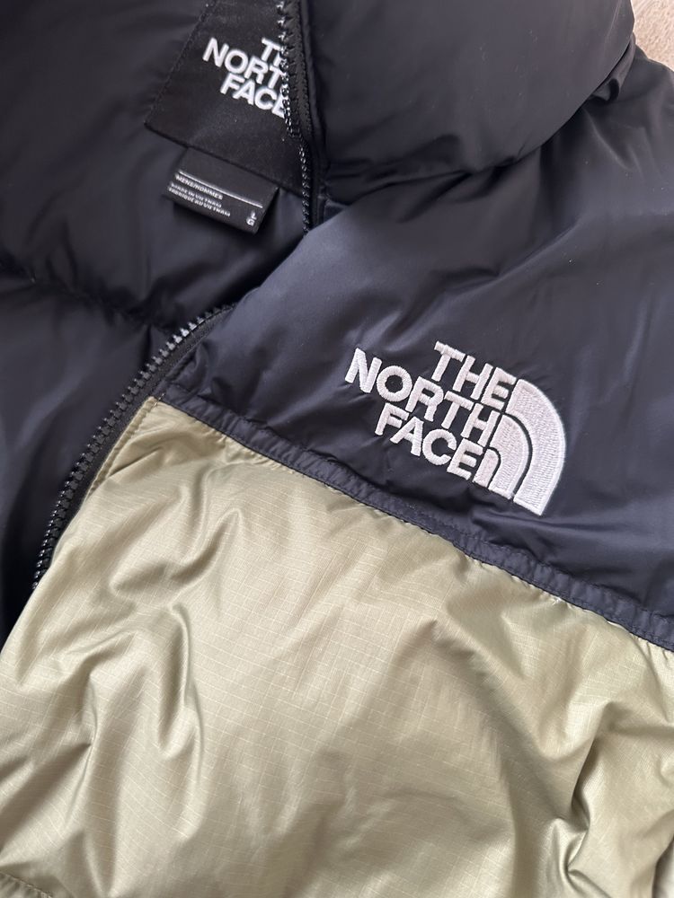 Męska kurtka The North Face nuptse 700 khaki green zielona czarna