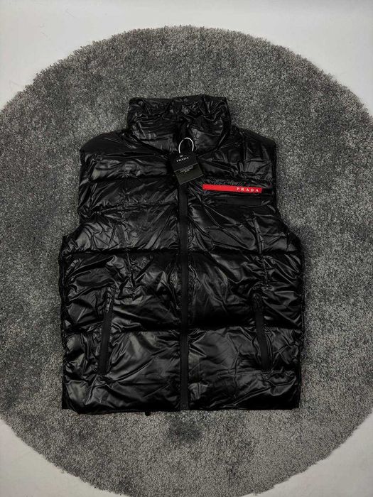Жилетка Prada Black