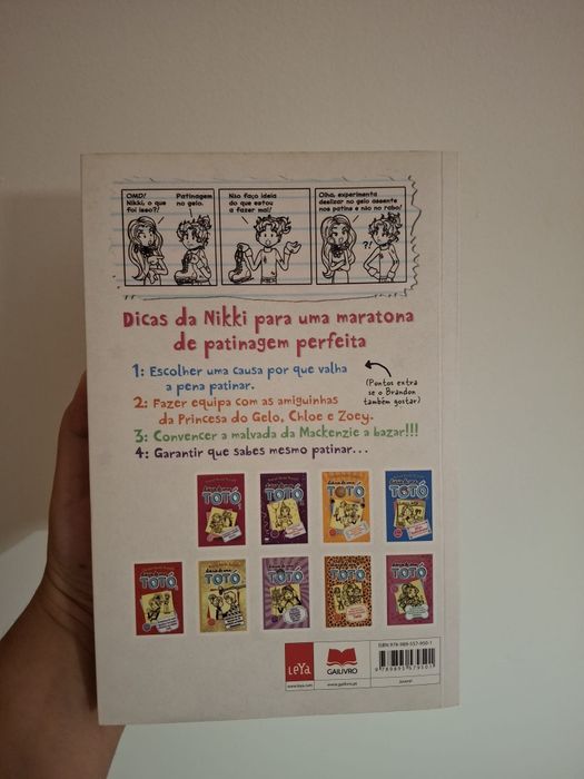 Livro "Diário de uma totó" 4