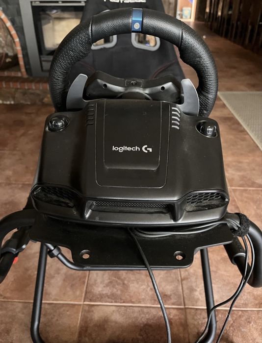 Volante e Pedais LOGITECH G29 + Palyseat