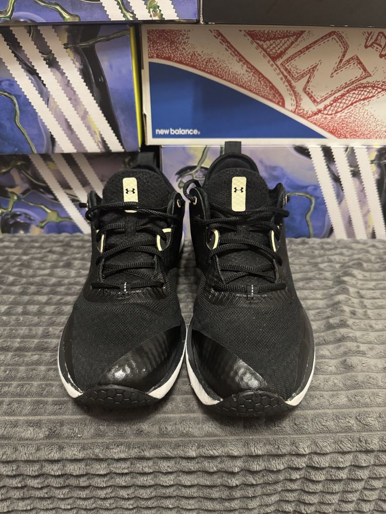 Кросівки жіночі Under Armour HOVR Omnia 42(27см) оригінал