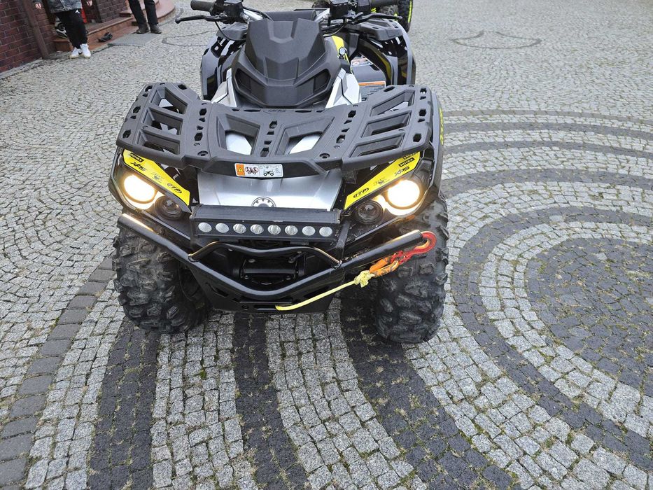 Quad Can-Am Outlander 1000 R