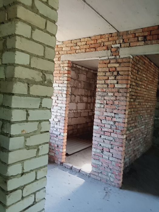 Продаю дом- недострой, пер. Железнодорожный, 25000 дол. Сша торг