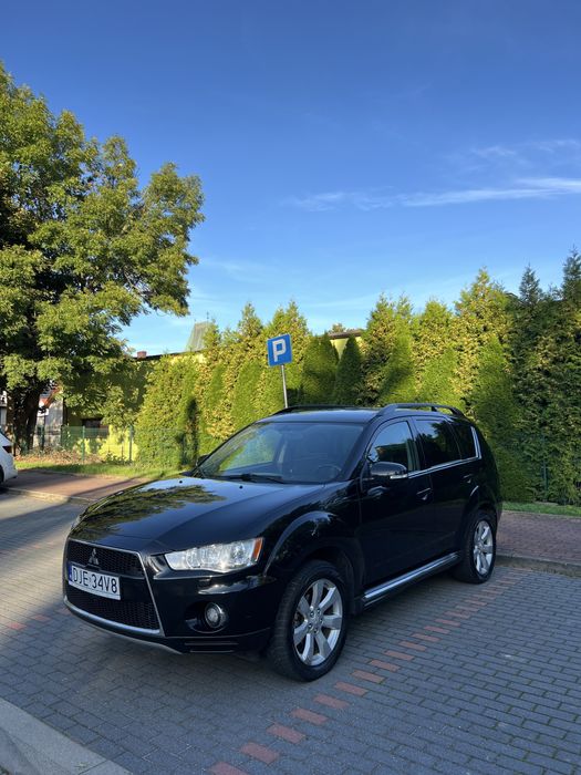 Mitsubishi Outlander 2.2 diesel ,2011 rok,7-osób,Xenon