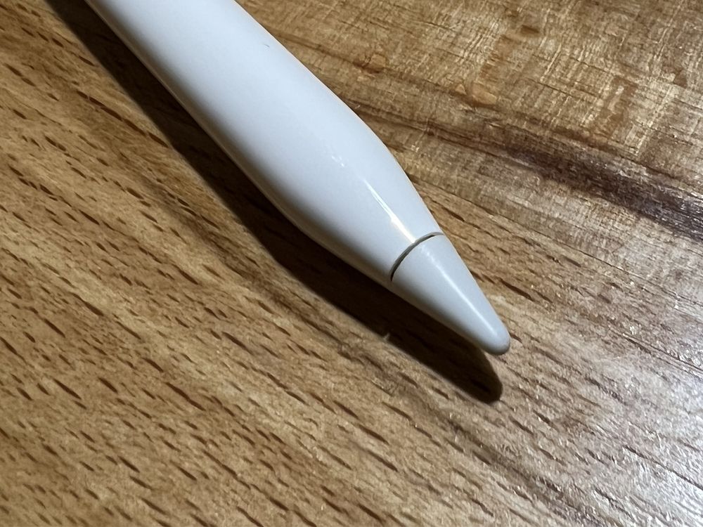 Apple Pencil 1 покоління Оригінальний та чорний чохол