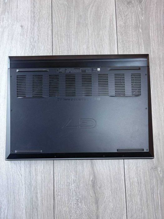 17,3ʼʼ 300Гц Dell G7 7700/RTX 2070 8gb/i7-10750H/SSD-512gb/RAM-16gb