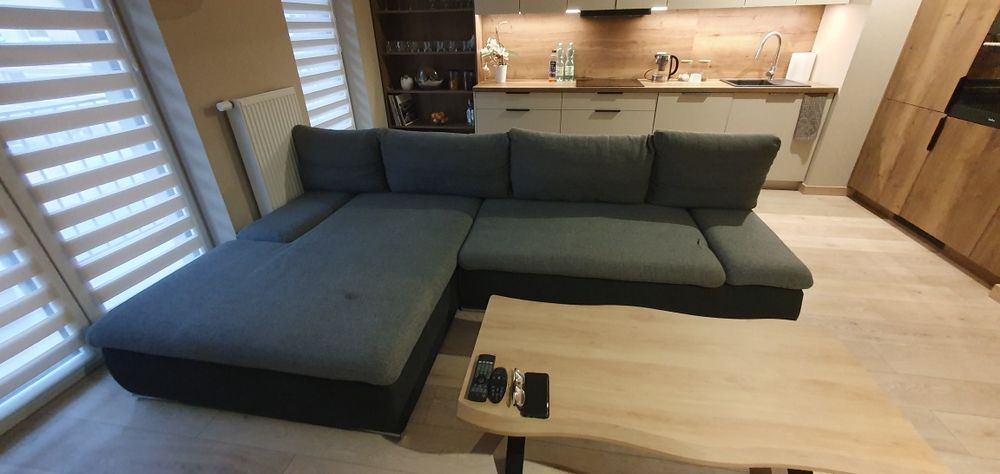 Narożnik z funkcją spania, wypoczynek czarno szary