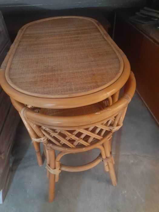 Messa em babu com 2 cadeiras