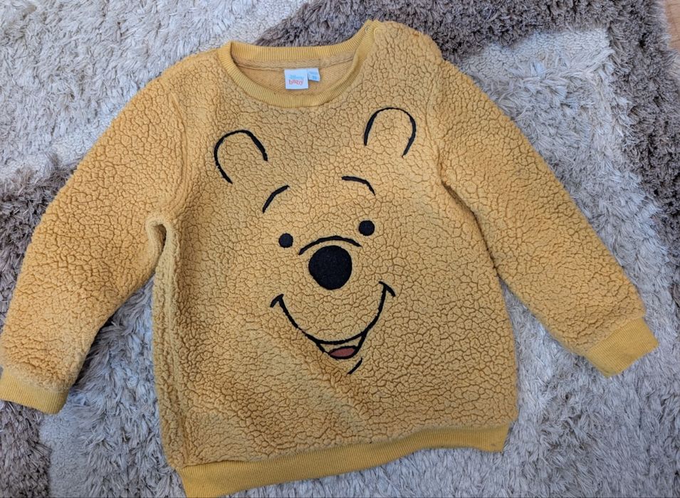 Ciepła bluza dziecięca w rozmiarze 98