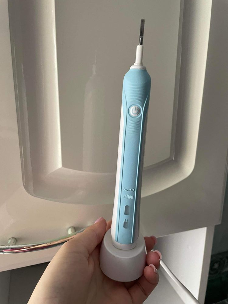 Szczoteczka Oral-b  braun pro500