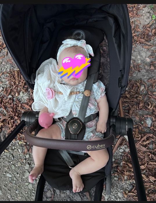 Cybex Mios 3.0 Rose Gold z tapicerką Sepia Black i dodatkami