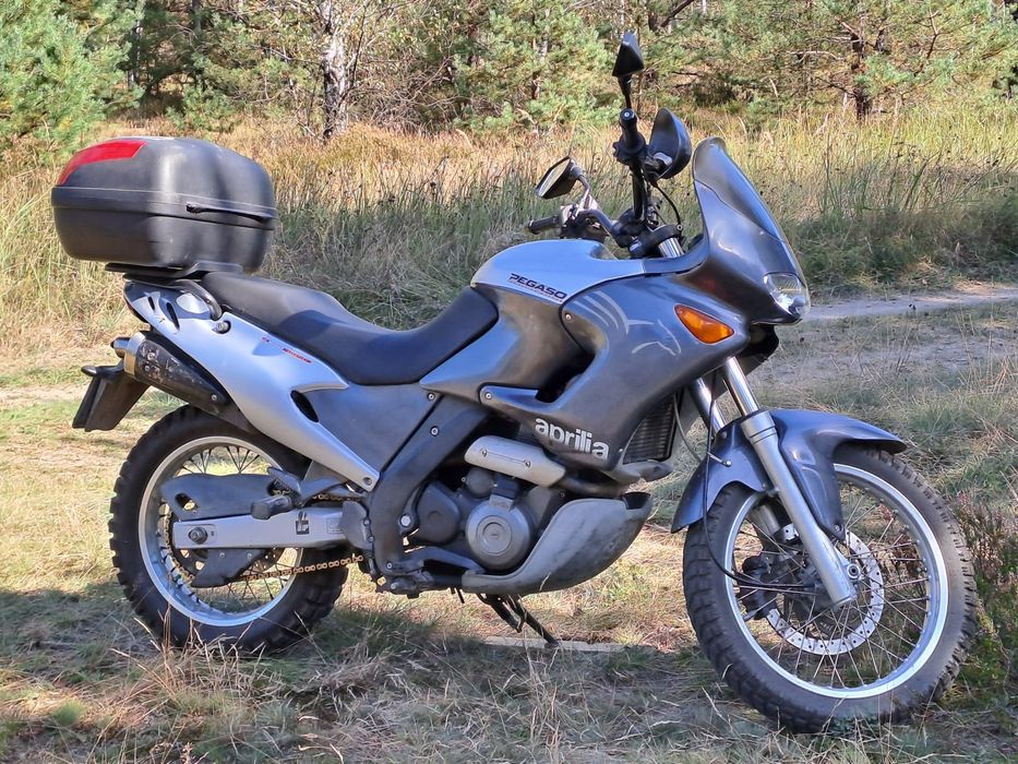 Aprilia Pegaso 650 I.E. na wtrysku 2002 r. godny uwagi 44000 km