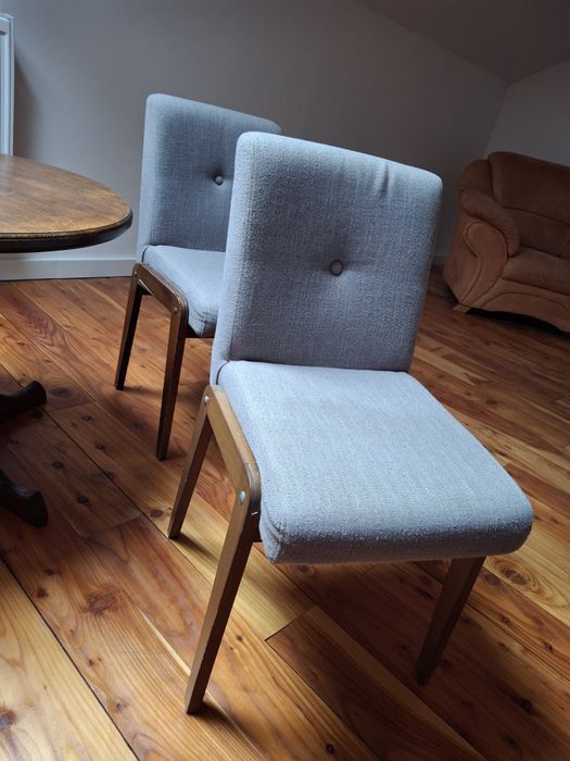 Krzesło AGA PRL ładne