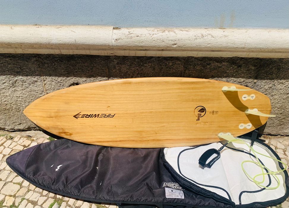 Prancha de surf FireWire, 5,10, madeira vintage, linda e ótimo estado.