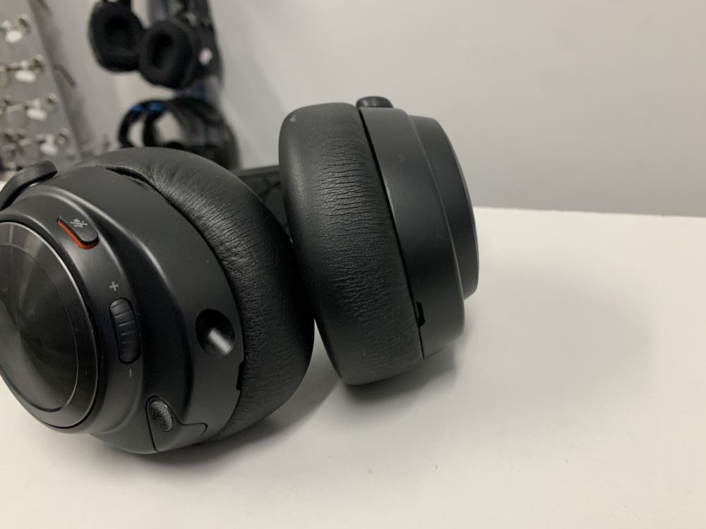 Навушники SteelSeries Arctis Nova 7