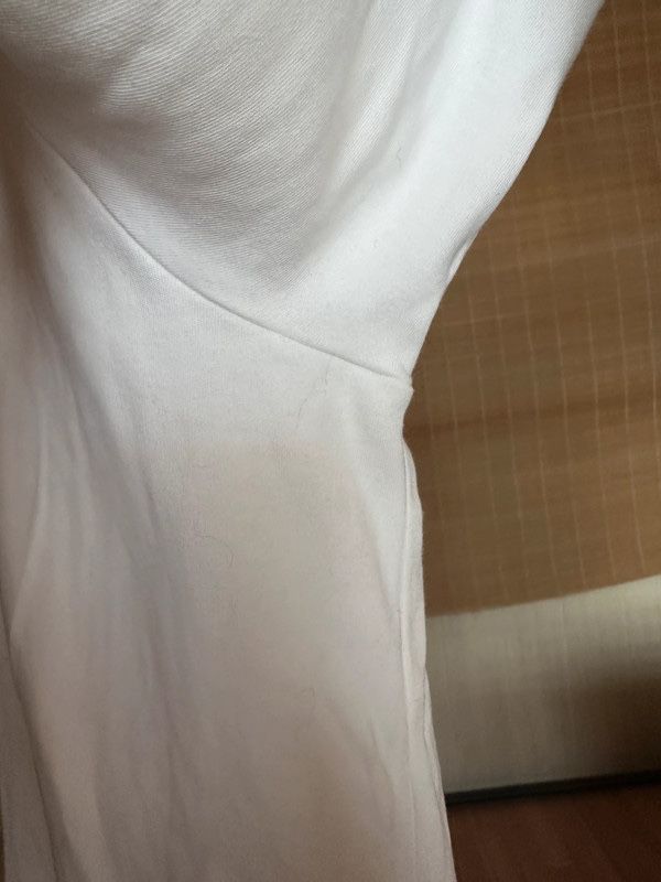 Swietna biala basicowa bluzka longsleeve Massimo Dutti Rozm M