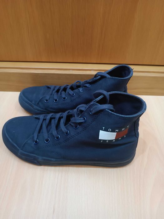 Vendo sapatilhas Tommy Hilfiger