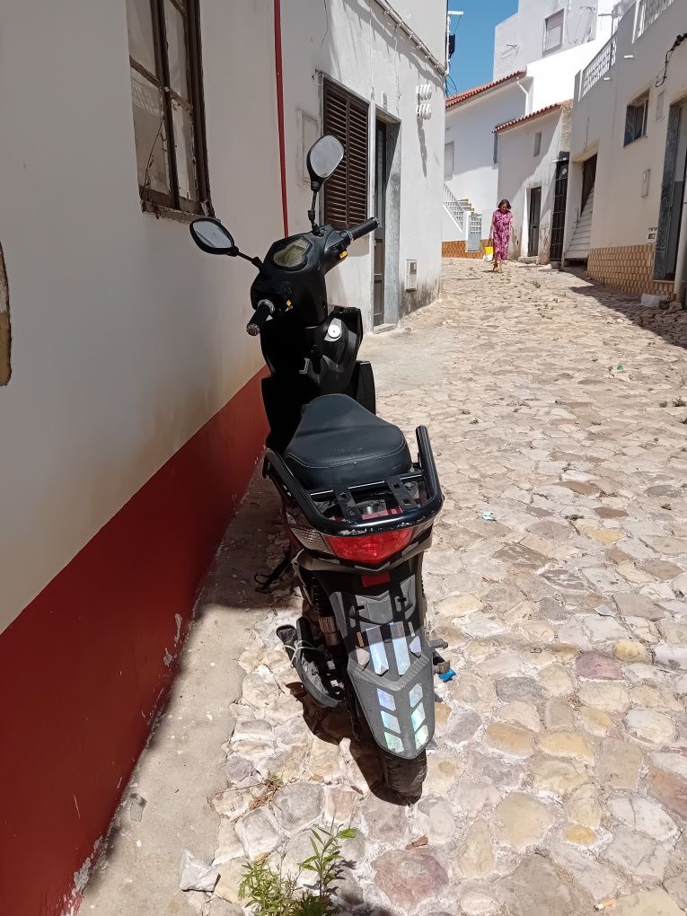 Moto elétrica goose