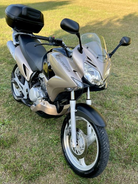 Varadero 125 Kat B SuperStan Bezwypadkowe !! 25tys km