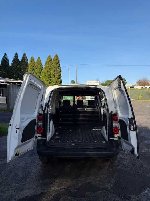 Peugeot partner 3 lugares 2015