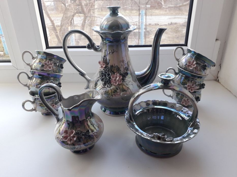 Сервиз кофейный на 6 персон.