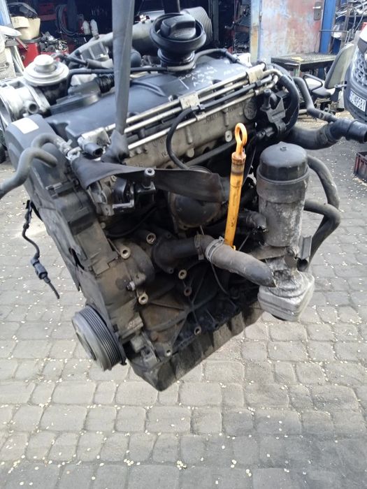 SILNIK GOLF IV 1.4 16V AKQ