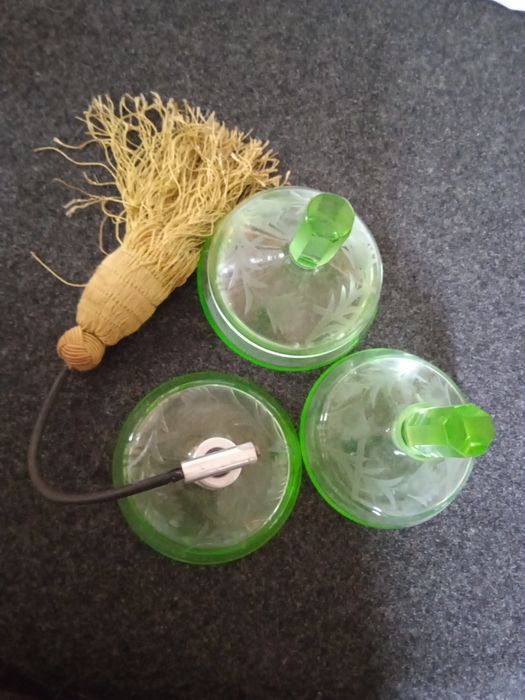 Komplet toaletowy szkło uranowe