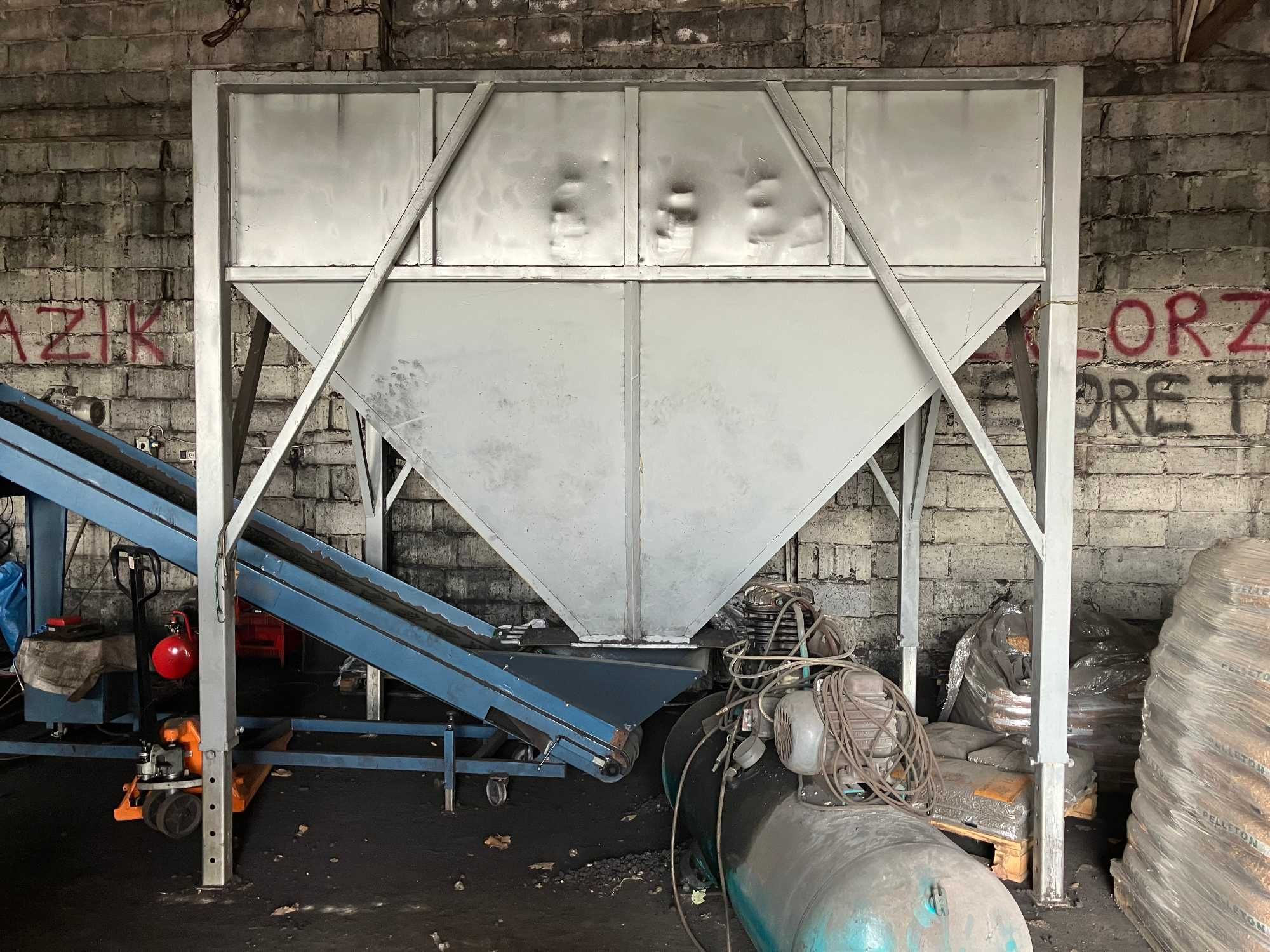 Zbiornik metalowy  / Silos stalowy / 7m3