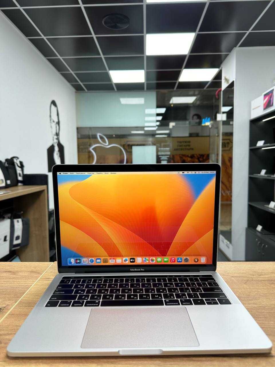 Макбук В ідеальному стані! MacBook Pro 13 2019 I5|8|256 Гарантія!