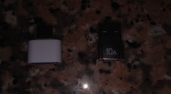 Adaptadores USB-C para USB-A e o inverso. Novos