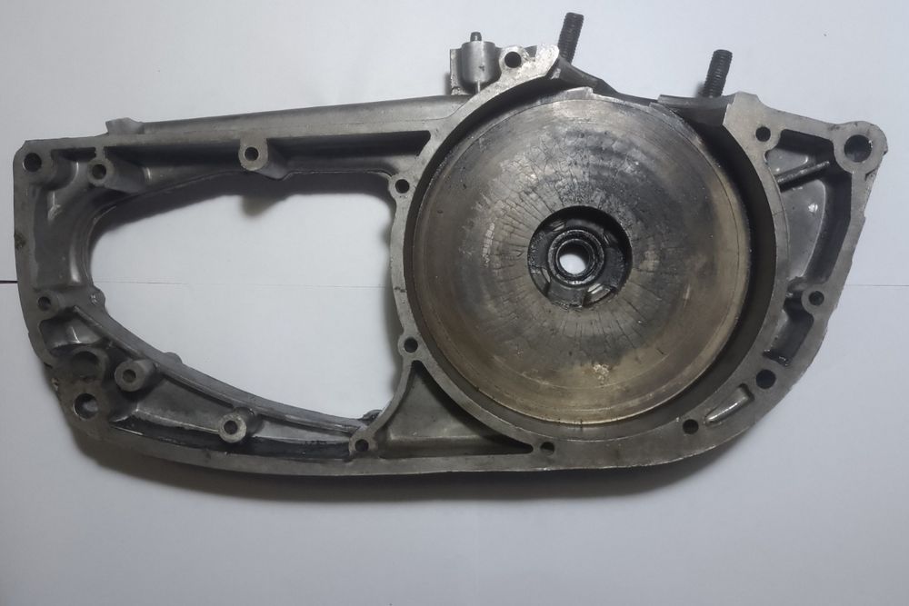 Мотор Иж планета 4/картер з колінвалом