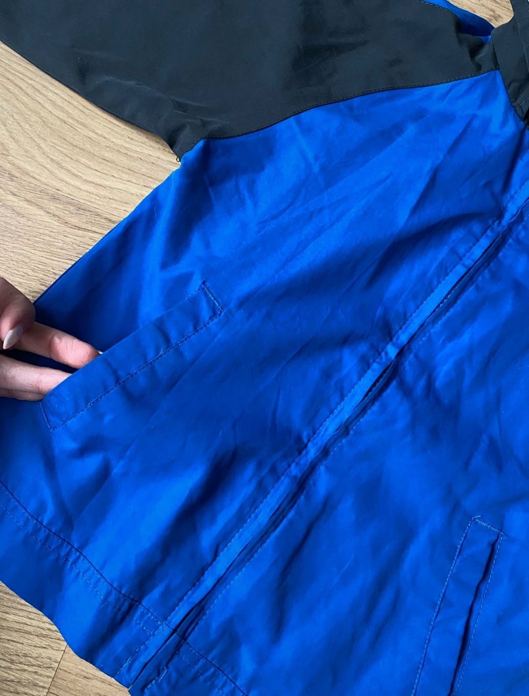 Kurtka wiatrówka Nike dla chlopczyka, rozmiar 104 cm