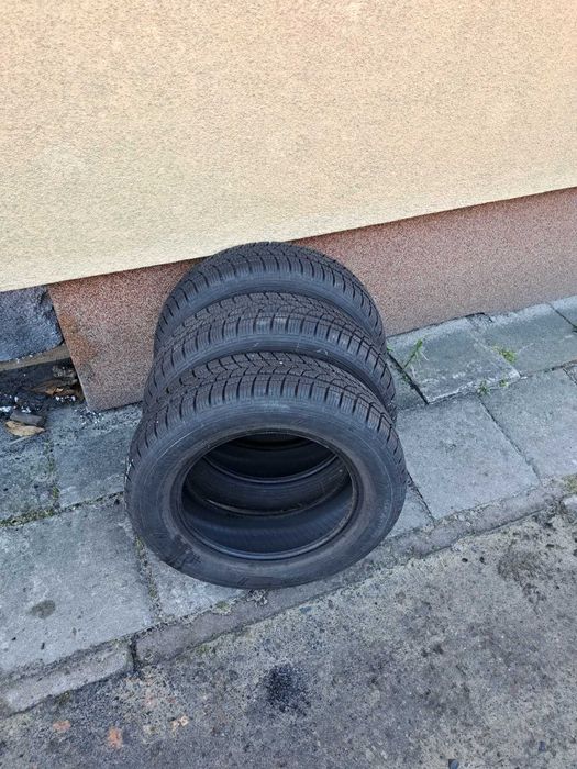 2 opony zimowe Kormoran SNOW PRO stan bardzo dobry 7 mm bieżnik