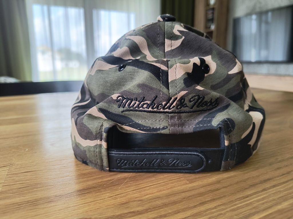 Mitchell & Ness Snapback idealna