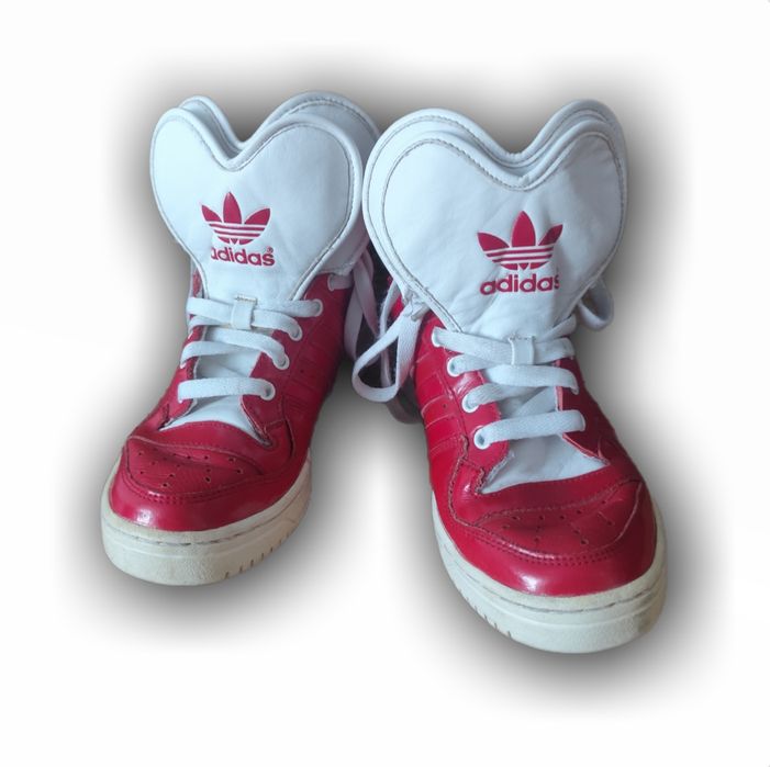2012 Adidas Originals Metro Attitude Logo Heart