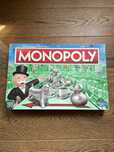 MONOPOLY Hasbro Classic